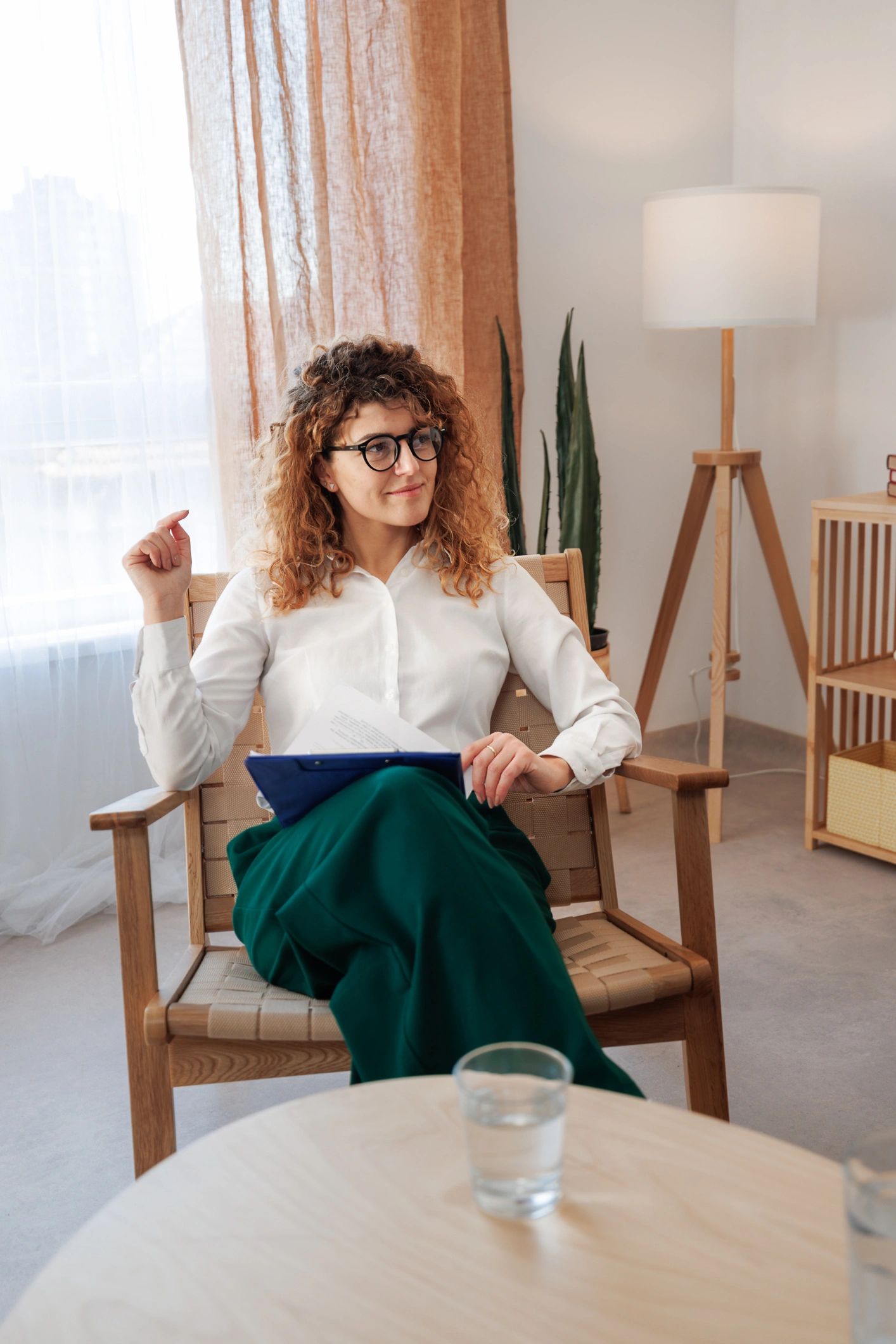 Portrait representing a guest’s reflection after an event